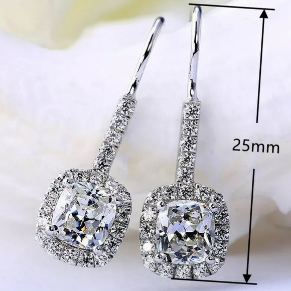 Elegant White Sapphire 925 Sterlingsilver earrings - Picture 3 of 4